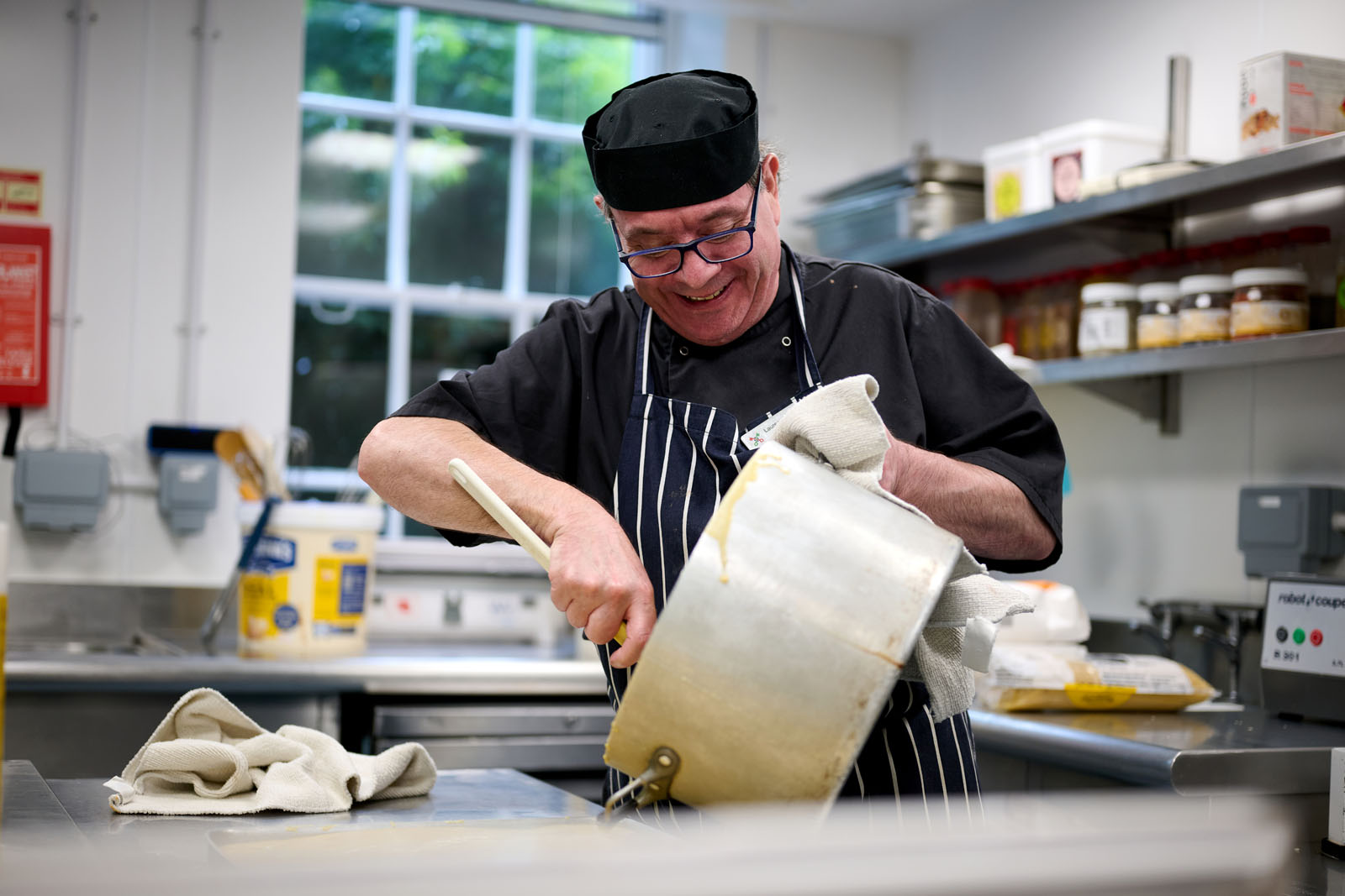 Highfield School awarded five-star food hygiene rating for tenth consecutive year